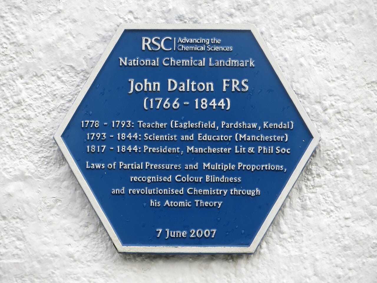 Plaque marking John Dalton's birthplace at Eaglesfield