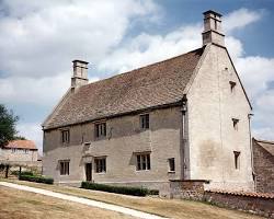 Isaac Newton early life